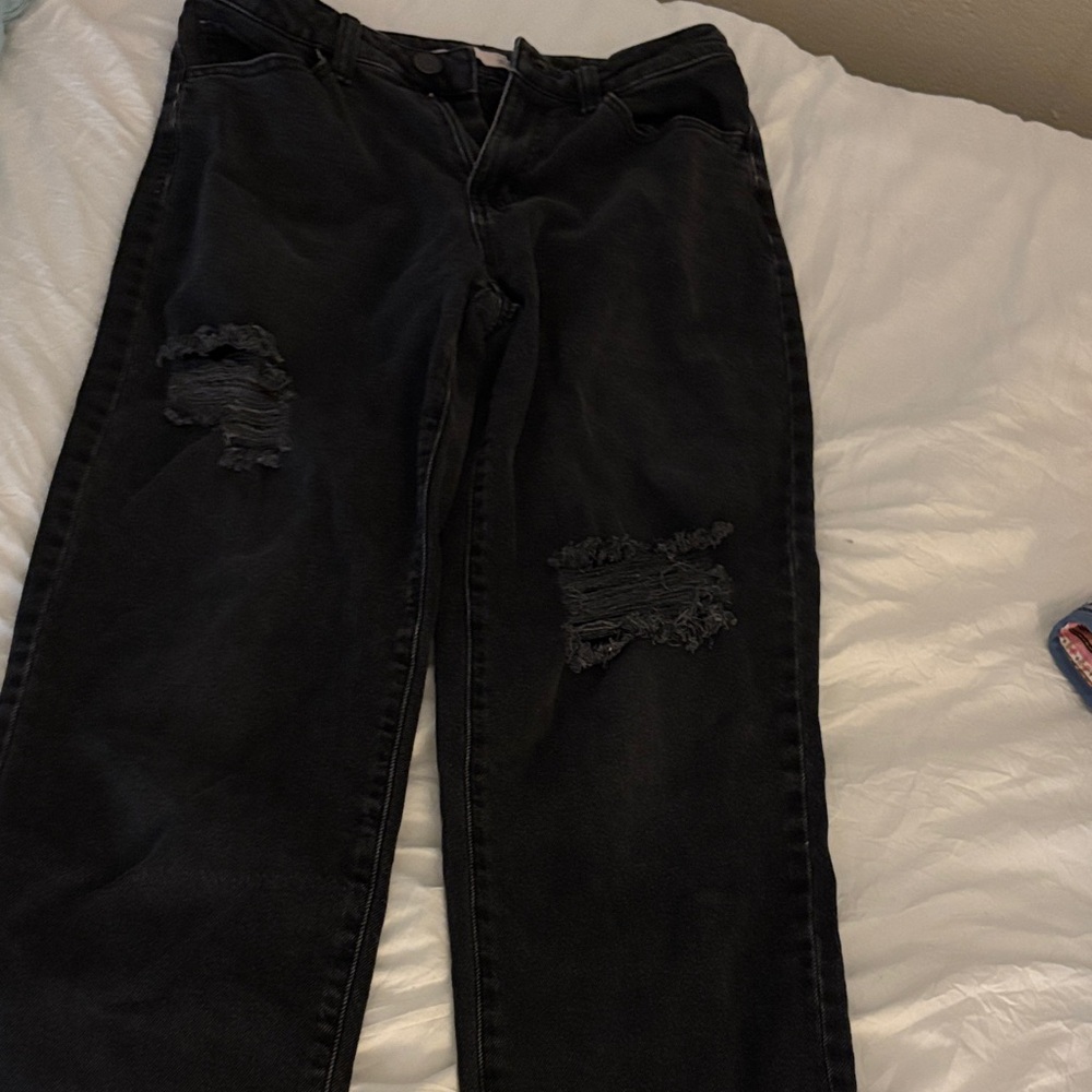 SO Charcoal Distressed Denim